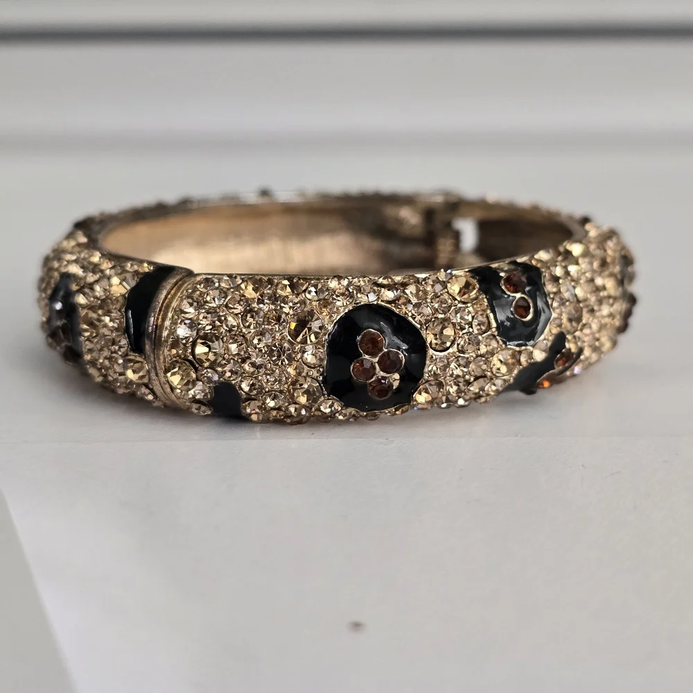 Vintage Rhinestone & Enamel Hinged Bangle Bracelet Gold Tone